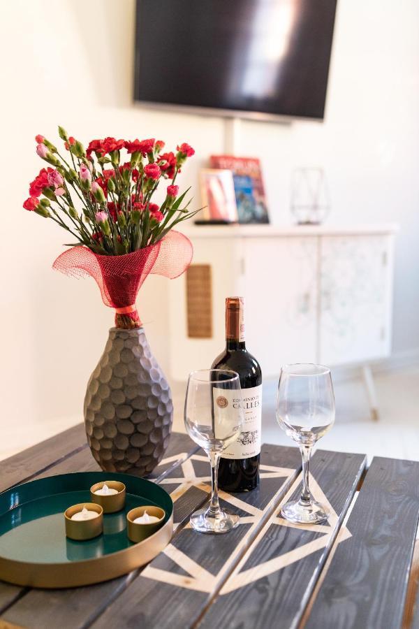 Republika Kopernika Apartment ทอรูน ภายนอก รูปภาพ